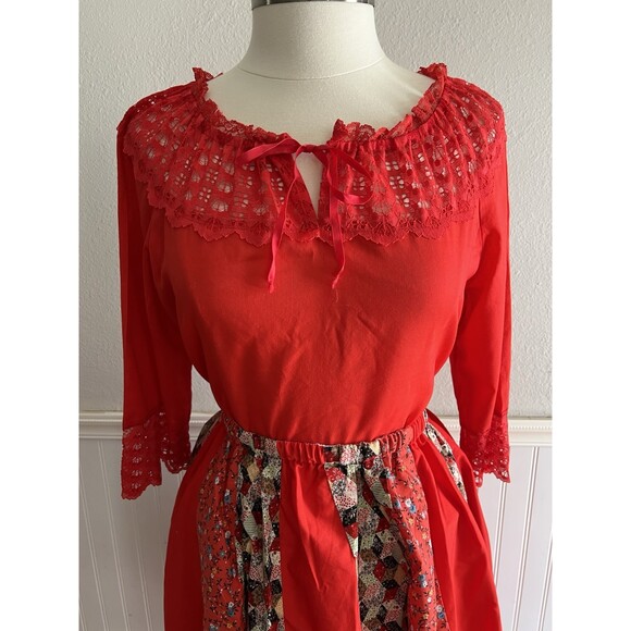 Women's Vintage Blouse & Circle Skirt Set & Belt, Red Lace Mixed Prints Size M - Picture 2 of 16